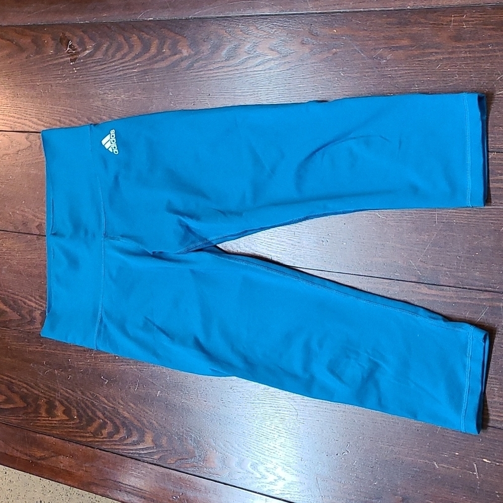🦋 Adidas Climalite Athletic Crop Pants